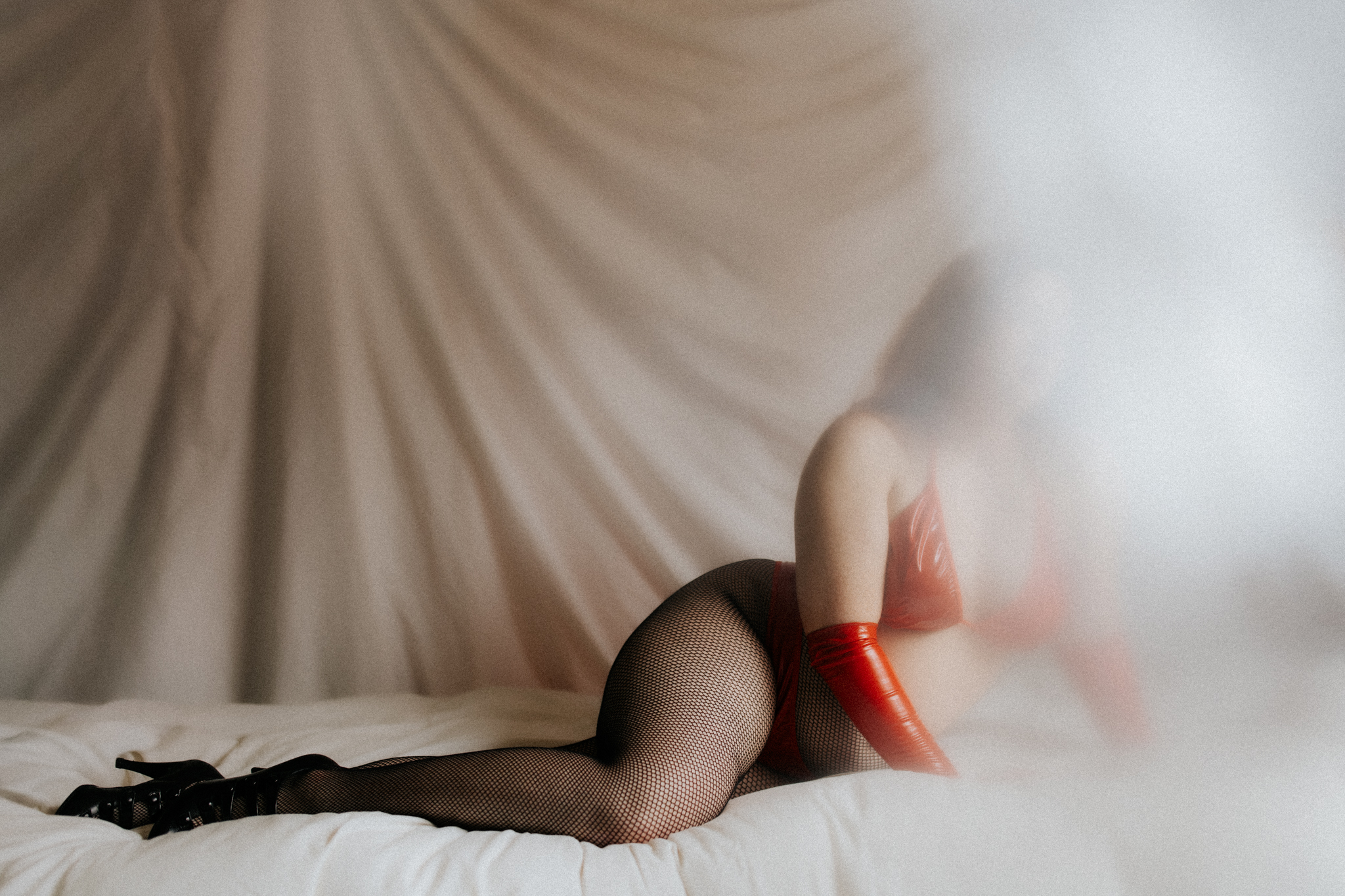 grand rapids boudoir photography-17